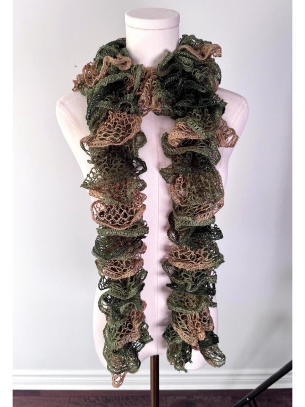 Vintage green ruffled frilly crochet hand knitted whimsical fairy long scarf